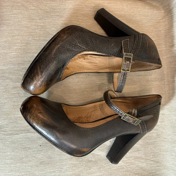 FRYE Sz 6 Miranda Mary Jane Almond Toe Heeled Smooth Leather Distressed Shoes - Picture 6 of 10